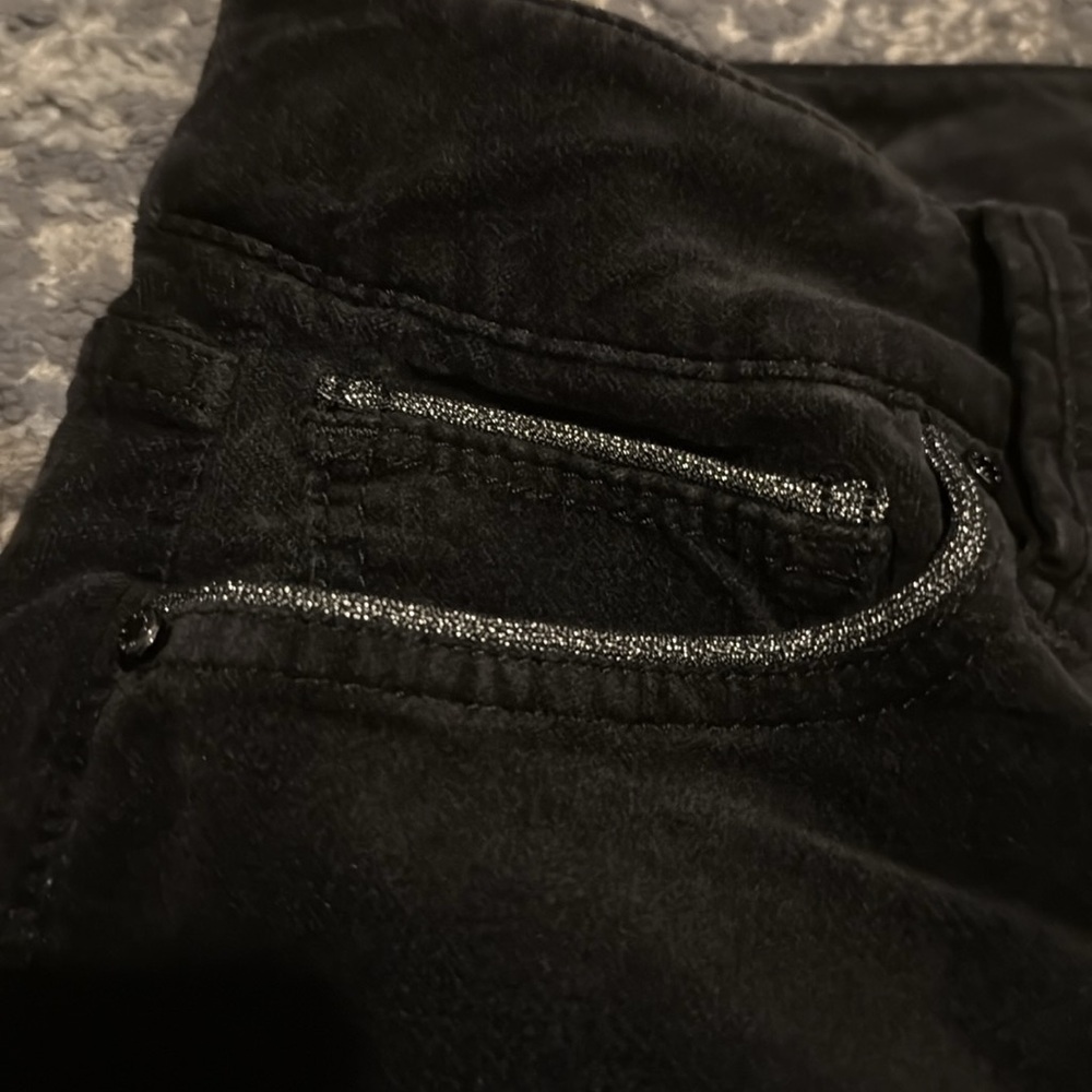 White House Black Market Mid-rise Velvet Black Skinny Jeans Size 2 - Picture 4 of 10